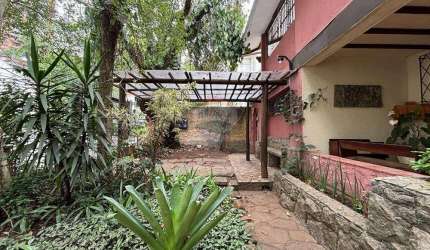 Charmosa casa para locação na rua Ceará Higienópolis - 4 quartos - 245m2