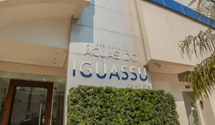 Harmonioso apartamento  no Águas do Iguassu em Camboriú.
