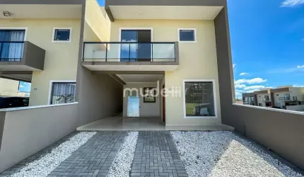 Sobrado em Condomínio