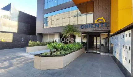 Ampla sala comercial região central