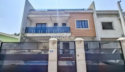 Triplex com terraço