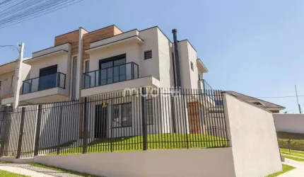 Sobrado no bairro Atuba em Curitiba