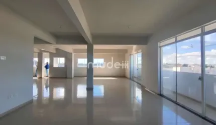 Ampla Sala Comercial no bairro São Pedro em São José dos Pinhais/PR