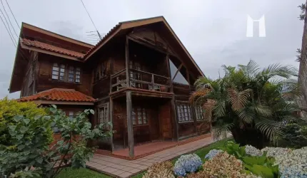 Sobrado com 4 dormitórios à venda, 350 m² por R$ 1.500.000,00 - Centro - Campo Largo/PR