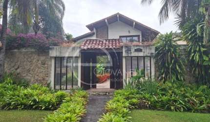 CASA DE 7 QUARTOS Á VENDA - BARRA DA TIJUCA - ALAMEDA DOS EUCALIPTOS