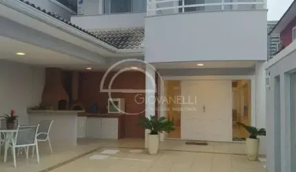 Imperdível: Casa com 4 quartos e 4 suítes no Recreio dos Bandeirantes, Rio de Janeiro-RJ, com 300m² e 2 vagas de garagem.