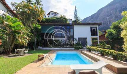 Casa de luxo à venda no Joá, Rio de Janeiro-RJ: 5 quartos, 3 suítes, 6 banheiros, 4 vagas de garagem, 605m² de área.
