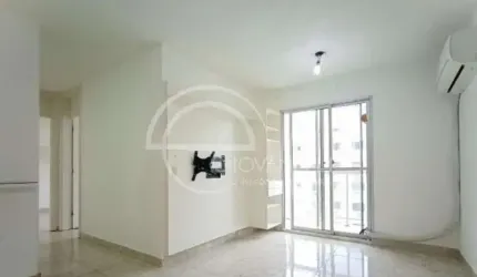 Apartamento à venda na Barra Olímpica, Rio de Janeiro-RJ: 2 quartos, 2 salas, 1 banheiro, vaga de garagem!