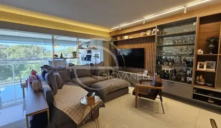 Apartamento  porteira fechada à venda na Barra da Tijuca, Rio de Janeiro - 4 quartos, 3 suítes, 5 banheiros, 2 vagas, 156m². Imperdível!