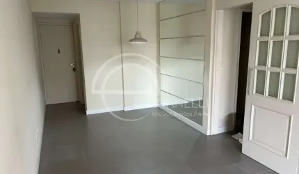 Apartamento à venda na Barra Olímpica, Rio de Janeiro-RJ: 3 quartos, 1 suíte, 2 banheiros, 1 vaga - 83 m²!