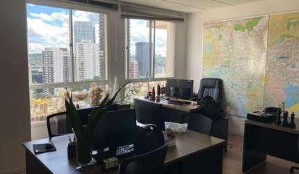 Sala/Conjunto à venda em Pinheiros, São Paulo