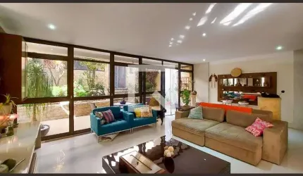 Casa à Venda - Bosque da Saúde, 5 Quartos,  353 m2