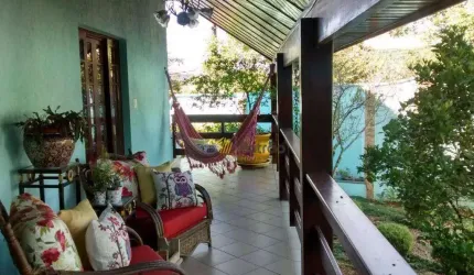 Casa em Dos Casa