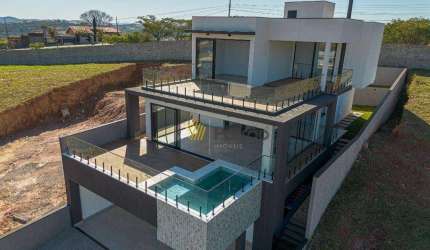 Casa de Condomínio em Jardim dos Pinheiros