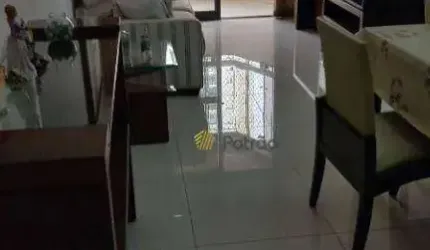 Apartamento em Vila Caminho do Mar