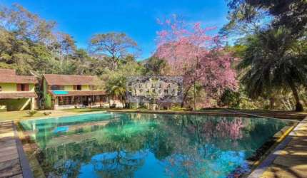 Chácara / sítio com 8 quartos à venda na Rua Jasmim, Quebra Frascos, Teresópolis, 63832 m2 por R$ 1.800.000