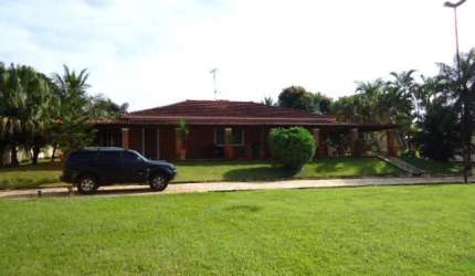 Fazenda/Sítio/Chácara para venda com 3000 metros quadrados com 3 quartos