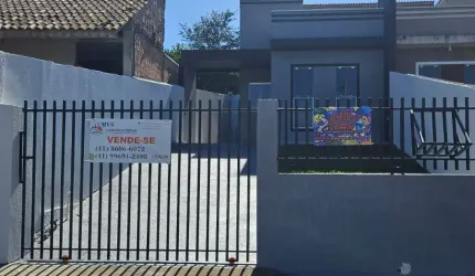 Excelente Casa com 3 quartos no Paloma/Colombo.