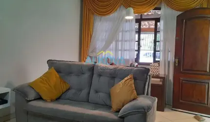 Sobrado à venda, 250 m² por R$ 750.000,00 - Vila Industrial - São José dos Campos/SP