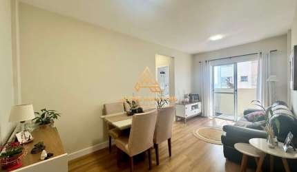 Apartamento de 2 quartos com vista para o mar em Areias!