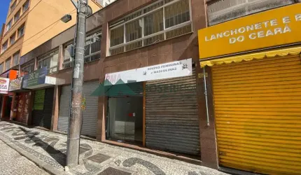 Loja com 1 quarto  para alugar, 90.47 m2 por R$ 1600.00 - Centro - Curitiba/PR