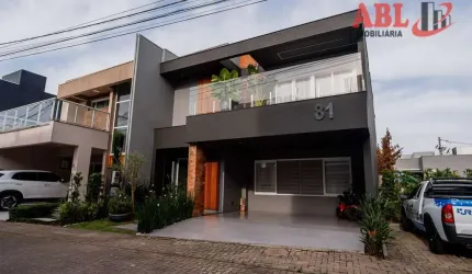 Vale dos Lirios Sobrado Alto Padrão em Condomínio Fechado Cachoeirinha