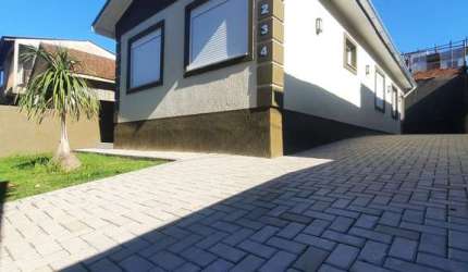 Casa  3 dormitórios 1 suíte em COHAB, Cachoeirinha/RS