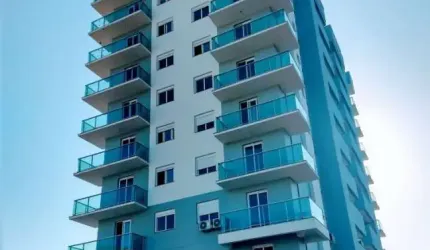 Apartamento Padrão 3 dormitórios com Suíte em Cachoeirinha Sacada e churrasqueira
