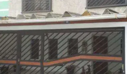 VENDA DE CASA ASSOBRADADA EM GUARULHOS A/T140m² A/C200m²,distribuídos em 4 dormitorios sendo 1 suite (todos com armários ),sala 3 ambientes ,cozinha p