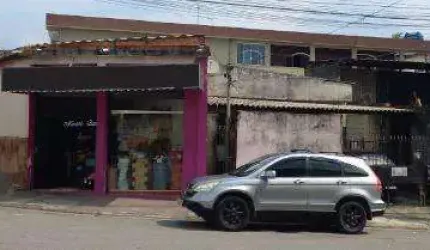 VENDA DE CASA NO PARQUE RESIDENCIAL MARENGO, EM ITAQUAUQECETUBA/SP, 180m² com 2 quartos, lavanderia coberta, garagem e salão de 90m². CONSULTE-NOS.