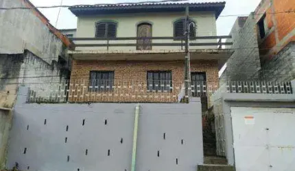 VENDA DE SOBRADO NO CIDADE NOVA LOUZADA, EM ITAQUAQUECETUBA/SP, 180m² com 3 quartos, 2 suítes, varanda, área gourmet e garagem fechada. CONSULTE-NOS.