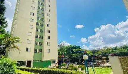 VENDA DE APARTAMENTO NO EDIFÍCIO PIAZZA DEL DUOMO, EM SÃO PAULO, 50m² semi-mobiliado com 2 quartos, sala de estar, cozinha e 01 vaga. CONSULTE-NOS.