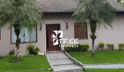 VENDA CASA  CONDOMÍNIO ARUJAZINHO IV- Excelente imóvel com A/T 540 m² e A/C 266 m² distribuídos em 02 dormitórios, 01 suite, banheiro. CONSULTE-NOS.