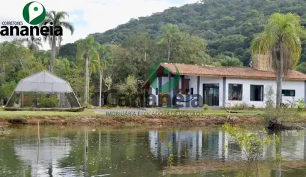Casa no Ariri com piscina, quadra e garagem para Barco - disponível para venda - Cananéia - Litoral Sul de SP
