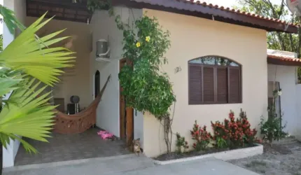 Casa 2 dormitórios na Vila Nossa Senhora dos Navegantes para venda - Cananéia SP