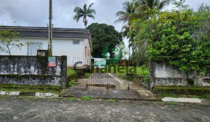 Casa para venda no Porto Cubatão - Cananéia-SP