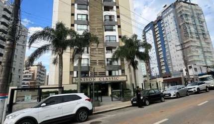 Apartamento em Centro  -  Florianópolis