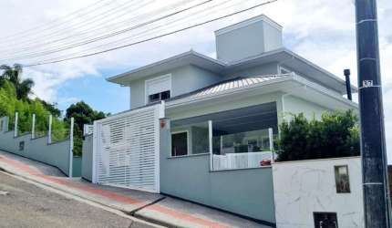 Casa em Pedra Branca  -  Palhoca