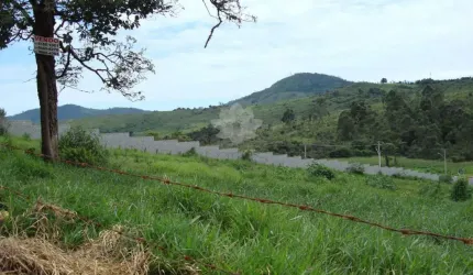 Terreno comercial à venda no Tanque, Atibaia  por R$ 1.350.000