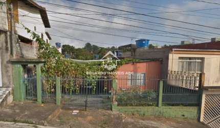 3 dormitórios. 2 vagas na garagem. Ótima localização.