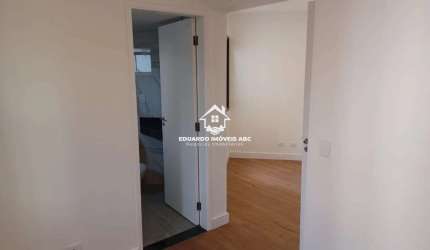 Apartamento (Apartamento Padrão) para Locação, 5 dorm(s), 1 suite(s), 3 vaga(s), 96 m²