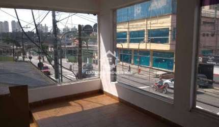 Sala comercial de 75 m², 1 banheiro, sem vaga na garagem