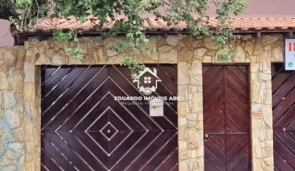 Casa (Casa Padrão) para Venda, 4 dorm(s), 1 suite(s), 3 vaga(s), 250 m²