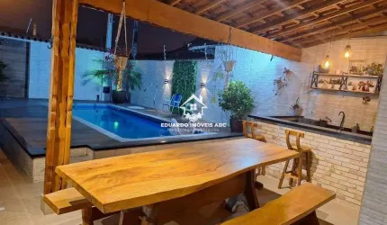 Casa (Casa Padrão) para Venda, 4 dorm(s), 1 suite(s), 5 vaga(s), 260 m²