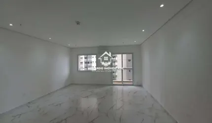 REF 10675- Sala comercial. 42 m²- Ótima localização- Santos