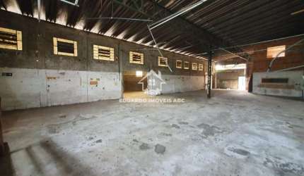 REF 841. Galpão comercial 1300 m2. 3600 metros de área. Fácil acesso a imigrantes.
