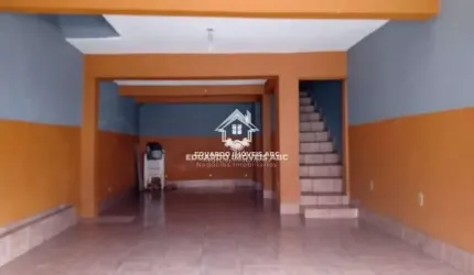 REF. 4913. Casa Assobradada. 2 dormitórios. 4 vagas. Ótima oportunidade!