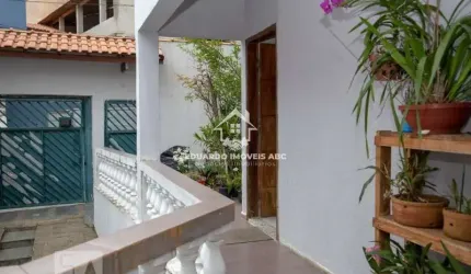 REF 5643. Casa para venda. 6 dormitórios. 7 vagas na garagem. Ótima localização.