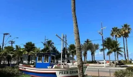 Apartamento para locação no bairro da Guilhermina, sendo 2 dormitório, sala, cozinha, banheiro área de serviço, 1 vaga de garagem coletiva .
