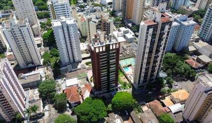 Apartamento à venda Centro, 4 quartos, com 165.9 m², Edifício San Francis Tower